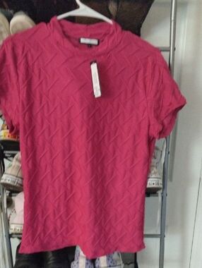 Discreet Hot Pink Short Sleeve Textured Tee